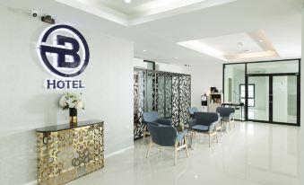 B Hotel