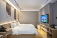 군래 호텔 · YUE (허페이 첨단기술산업개발구 진싱로 지하철역)