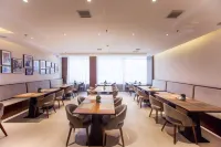 Homeinn Plus Hotel (Jinzhou Railway Station Renmin Street)