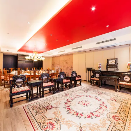 Succeed Hotel