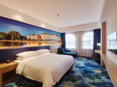 Vienna 3 Best Hotel (Fangchenggang Qisha Town Government) Hotels near Leshan Ancient Fishing Village