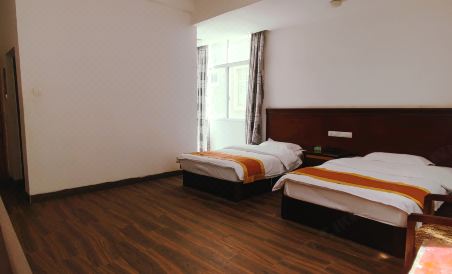 Yuanhe Hotel (Nanxun Zhenxing South Road) - Housity