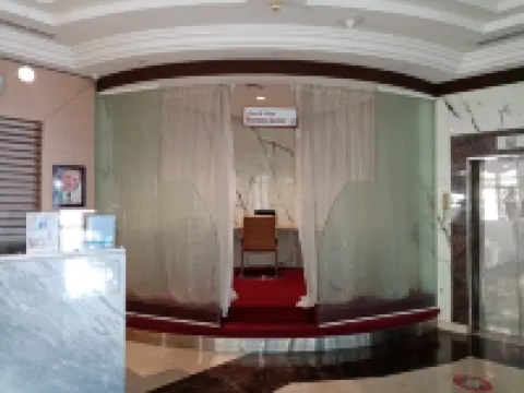 Dubai Grand Hotel by Fortune, Dubai Airport