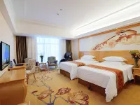 Vienna Hotel (Yongzhou District Government Square)