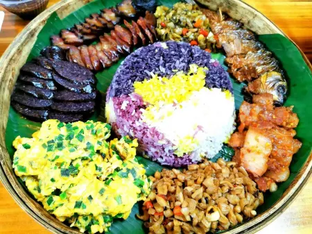 Yumiao Homestay (Rongshui Shuanglonggou Scenic Area) Отели в г. Жуншуй