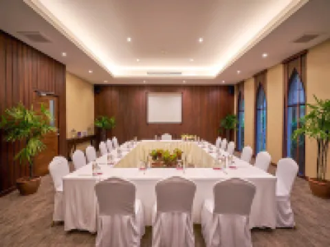 Khanom Beach Resort and Spa Hotels in Khanom