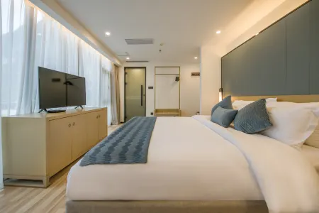 Ween hotel