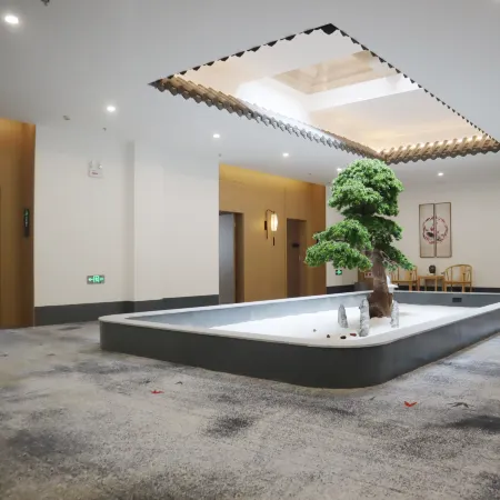 Huifengtang Hotel