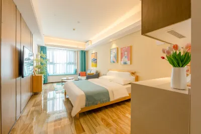 Fangxuan Hotel (Zhengzhou Longzihu Subway Station Boya Plaza)