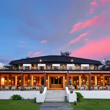 Twin Lotus Resort & Spa - Adult Only (November to April)