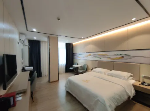 雲浮卡曼尼酒店