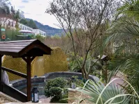 Sakura Hot Spring Holiday Hotel - con terme