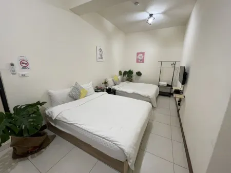 二街窩窩電梯民宿