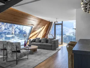 Mai Danbo Imagery Hotel