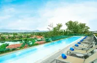 Hilton Garden Inn Phuket Bang Tao Hotels in der Nähe von Bluesiam Villa