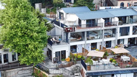 See cloud habitat again Lushan（gu li jie）