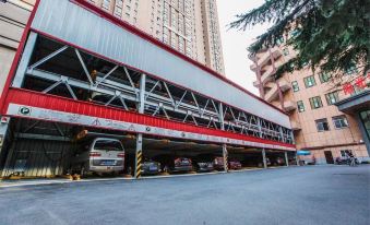 Sinhine Business Hotel Xinyang Train Stataion