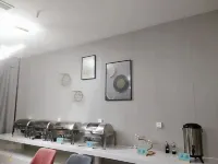 艾瑞假日飯店（昌江店） - 早餐