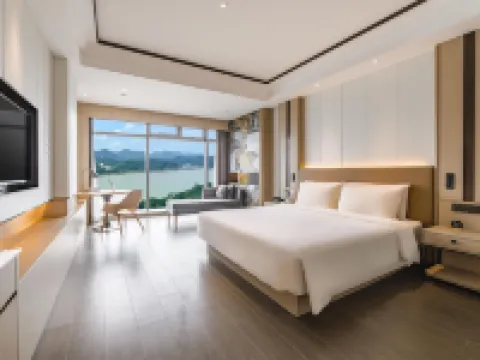 Atour Hotel Tonglu Fuchun River Hotels in Tonglu County
