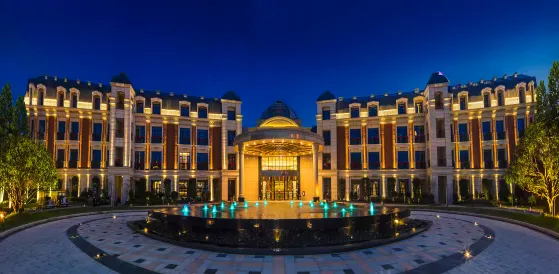 Zhengzhou Qianna Hotel Splendor Donglin Lake