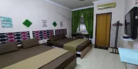 Hotel Sri Bahau - Camera Familiare In Famiglia 5 Pax