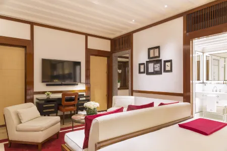 Portrait Milano - Lungarno Collection Отели рядом с достопримечательностью «Biblioteca di Via Senato»