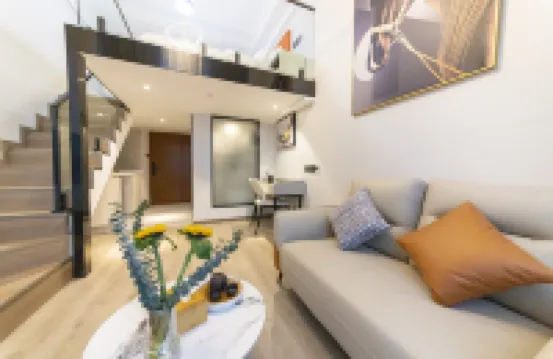 อพาร์ตเมนต์บูทีคสวีทโฮม (สถานีรถไฟฟ้านิ่วซื่อโข่ว เฉิงตู)