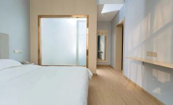 Monet Creative Style Hotel