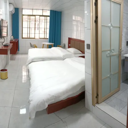 Yijia Hotel