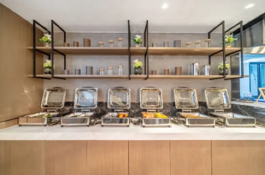 YiJu Life Kaiyuan XiaoShan' Airport Hangzhou Питание Photos