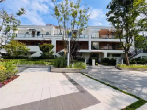 Fuxian Lake Banshan Qingpu Homestay (Starry Town)