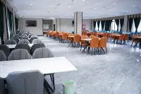 Kuqa Huayue International Hotel