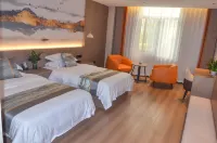 Lucheng Hotel (Andeli Plaza) - 2-Star