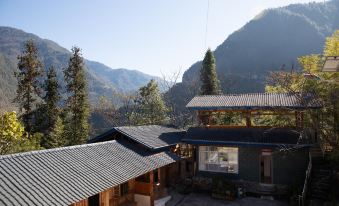 Qianxi Self-Drive Hotel (Bingzhongluo)