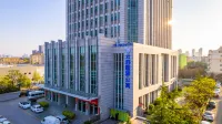 Qingdao Yunshu Nuanyi Apartment (Qianwan Port Logistics Park, Huangdao Free Trade Zone) Hotels near Chenguangyuan
