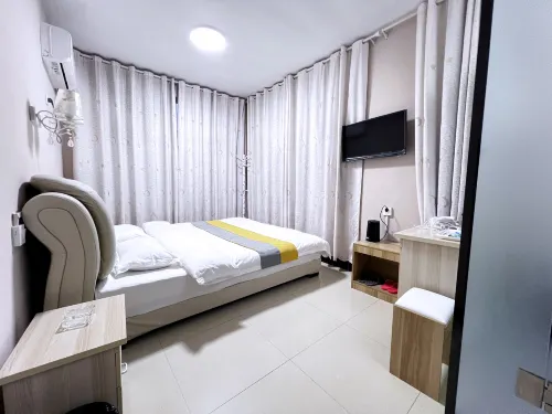 Xinrong Express Hotel Hotels in Sui County