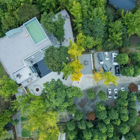 Cloud  Embracing Nature View Resort Dujiangyan