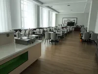 Alashankou Jingang Hotel