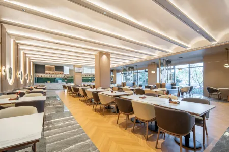 Shanghai Garden Rezen Hotel Отели рядом с достопримечательностью «Shanghai Vocational and Technical College of Traffic (Pudong Campus)»