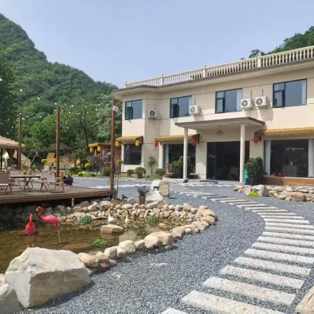 Chaxi Courtyard Homestay (Xinyang Wenxin Tea Village)