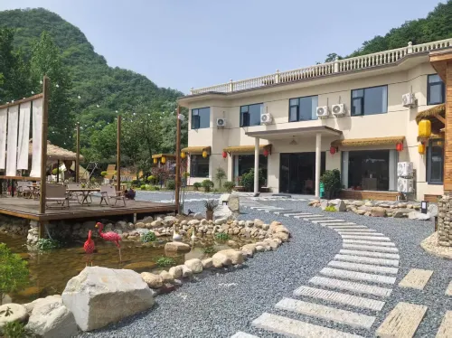 Chaxi Courtyard Homestay (Xinyang Wenxin Tea Village)