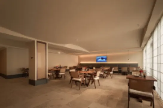 Atour Hotel Hongqiao Fenghuang Ancient City Hotels in Fenghuang