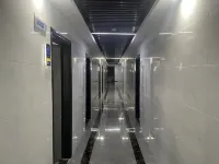 Quanzhou Dingding Homestay (Strait Sports Center)