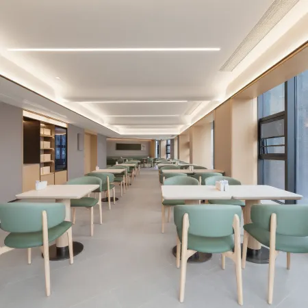 Ji Hotel (Liuyang Avenue Tianhong Shopping Center)