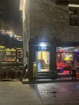 Miss Dong’s River View Homestay, Fenghuang Ancient Town - ที่มีบาร์