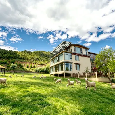 Kazhubieyuan, Shangri La Hotels near Napahai Tourism Area Dala Scenic Spot