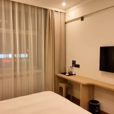 Whale Express Hotel