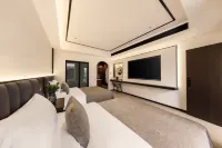 STARS · Jinshu Songting · Sky Mirror Oriental Aesthetic Luxury Villa (Gucheng Zhongyi Market) - Rooftop Pools