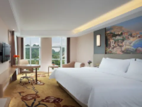 Vienna International Hotel Hotels in Pingguo