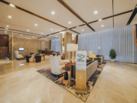 黄石大冶長紅ホテル（大冶北駅） 大冶のホテル